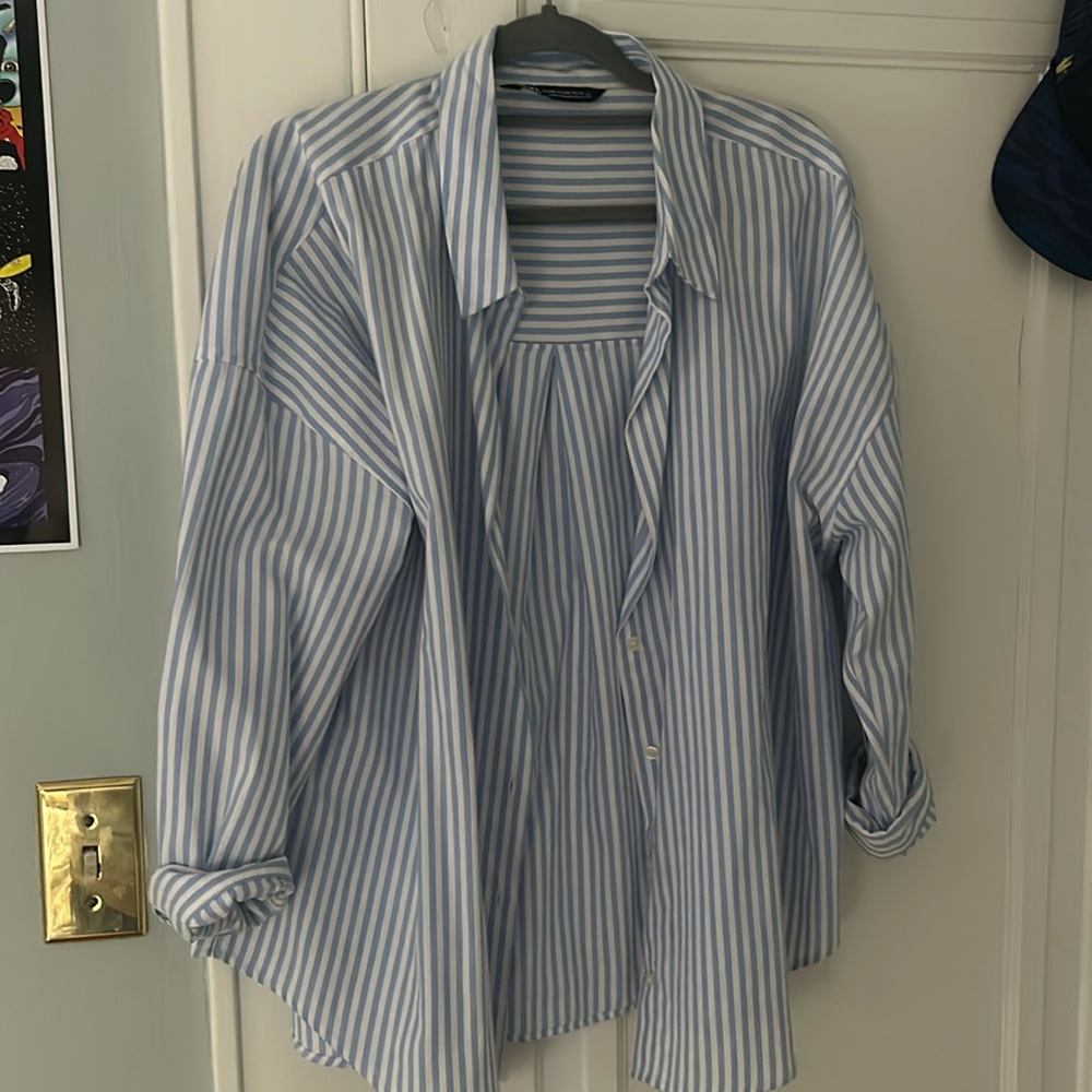 Zara oversized women’s striped button down